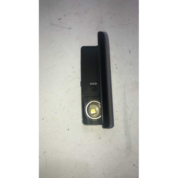 Acendedor De Isqueiro E Conector Auxiliar Discovery 4 Usado