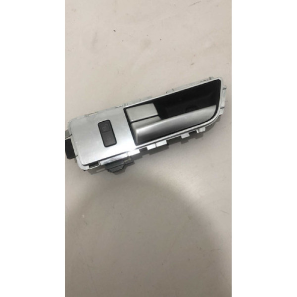 Maçaneta Interna Dianteira Esquerda Discovery 4 2010 A Usado