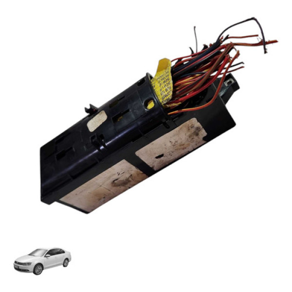 Caixa Fusiveis Vw Jetta Tsi 2.0 2011 2012 2013 2014 Usado