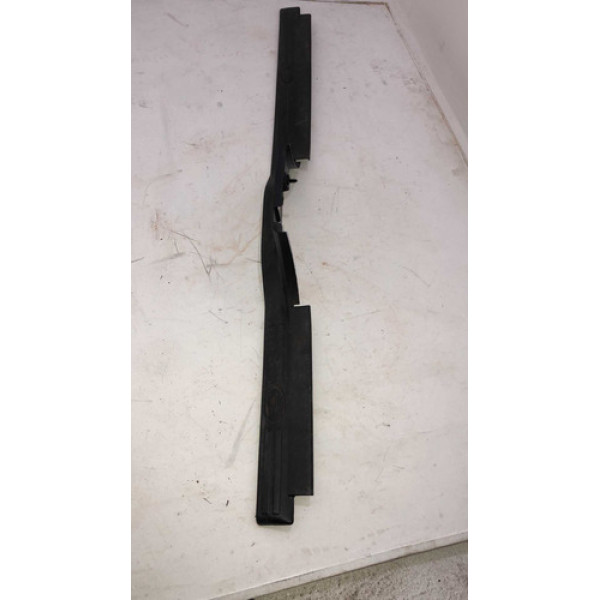 Acabamento Inferior Da Coluna Lado Direito Discovery 4 Usado